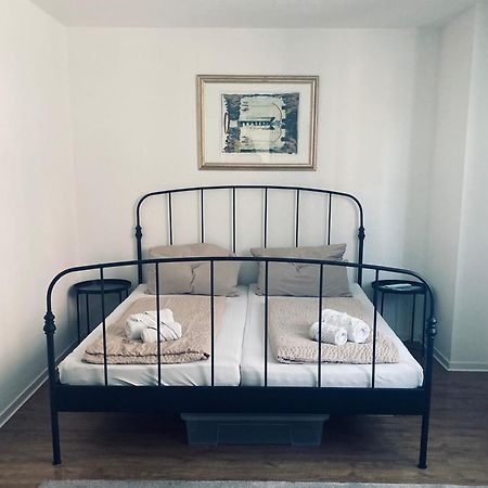 Free Apartment - Bei Der Stadtmauer Reutlingen Exteriér fotografie